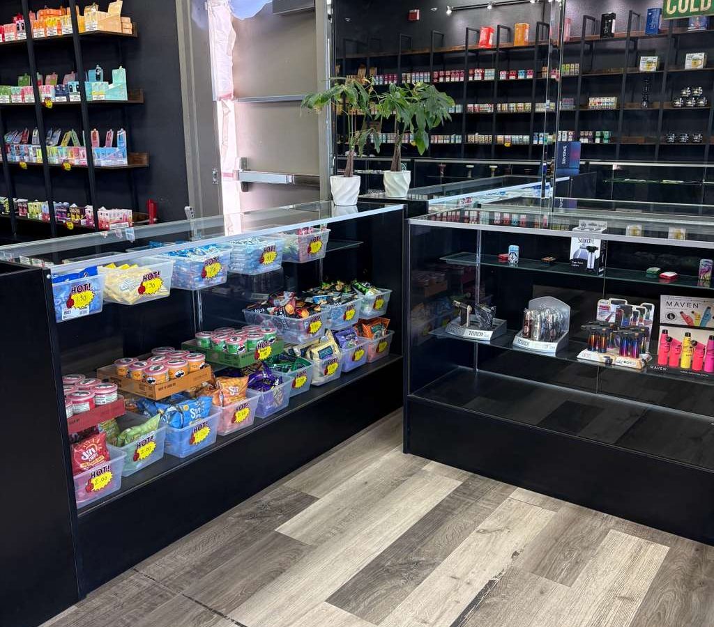A Local Guide to Finding a Quality Smoke Shop Near Rainbow Boulevard in Las Vegas